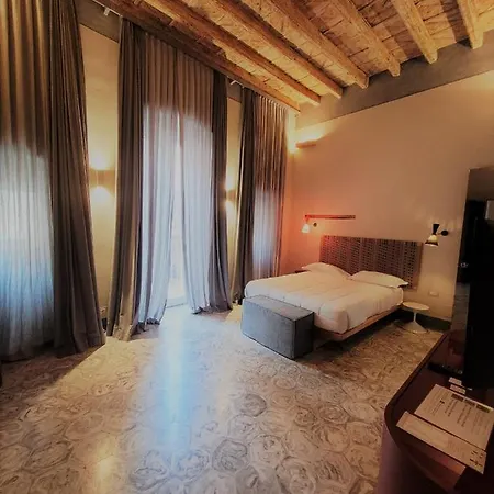 Hotel apartamentowy Palazzo Calo 4*