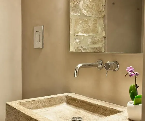 Palazzo Calò Apart-hotel 4*